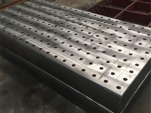 三维柔性焊接平台实图展示